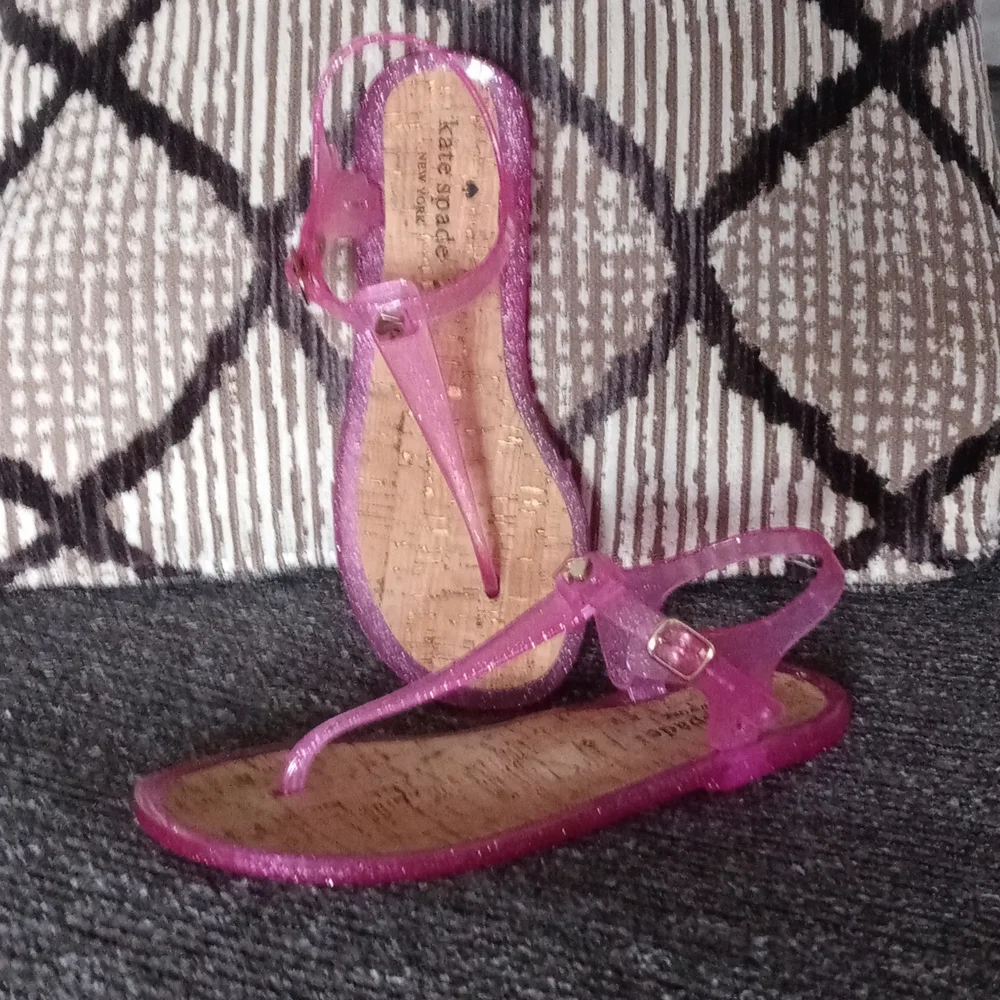 🆕 💘Kate Spade💘 - Pink Glitter 